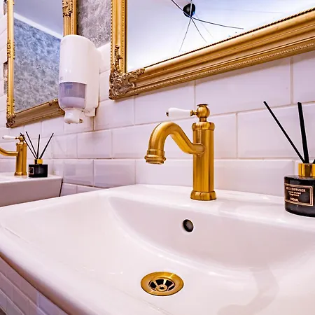 маймун дере-басейн, хотел, италианска пица *