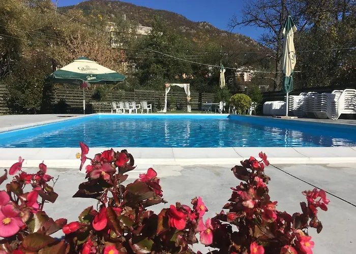 Хотел маймун дере-басейн, хотел, италианска пица *