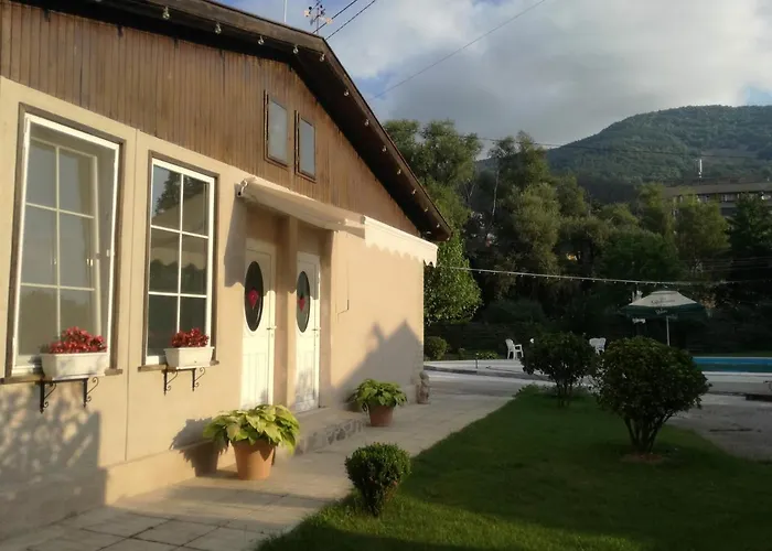 маймун дере-басейн, хотел, италианска пица Хотел *