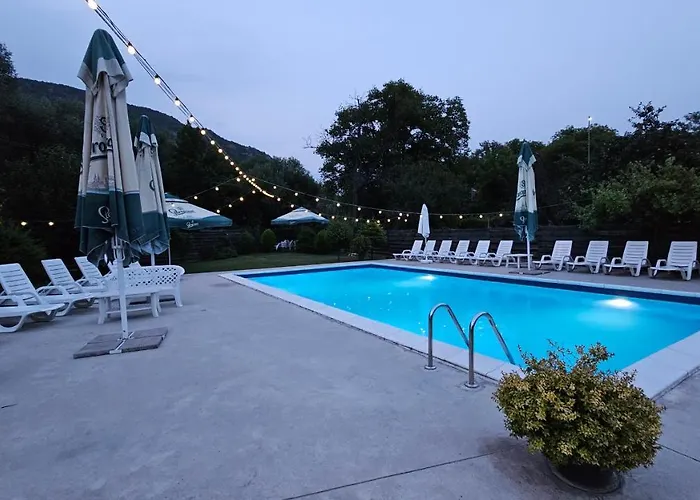 маймун дере-басейн, хотел, италианска пица *