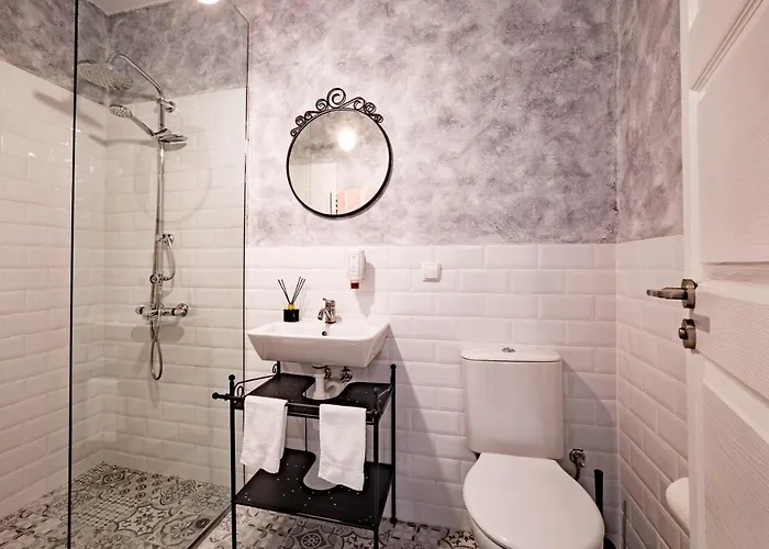 Хотел маймун дере-басейн, хотел, италианска пица